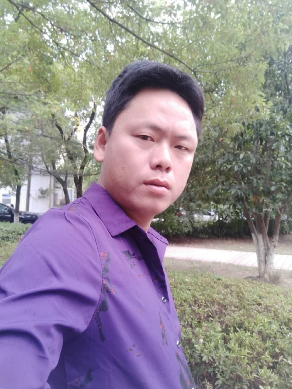 黄龙飞的第一张照片--温州相亲服务中心