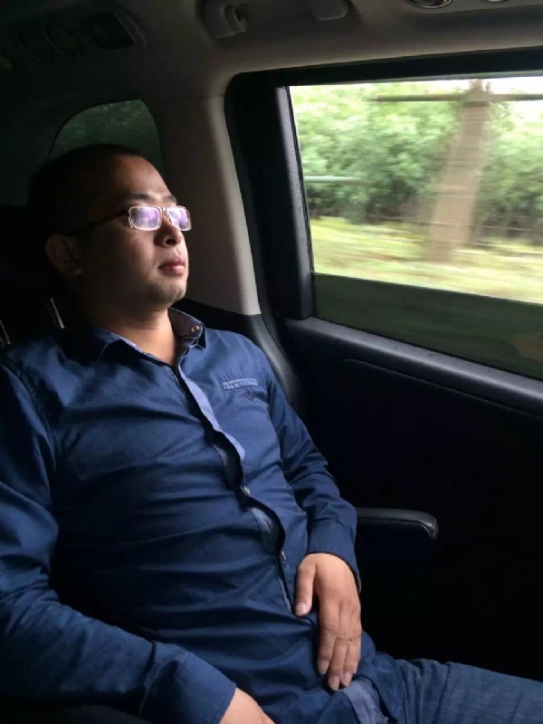世界那么大的第三张照片--温州相亲服务中心