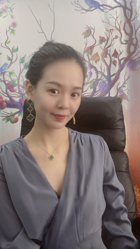 潇潇的第一张照片--温州相亲服务中心