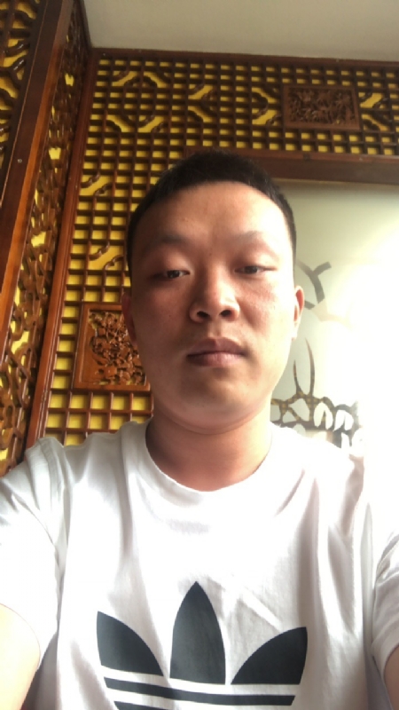 唐子龙的第一张照片--温州相亲服务中心