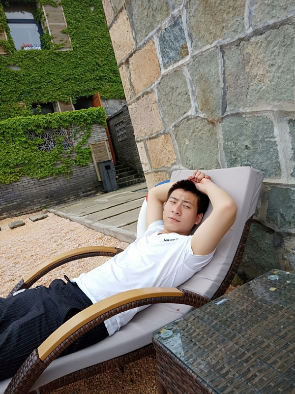 真心寻找另一半的第一张照片--温州相亲服务中心