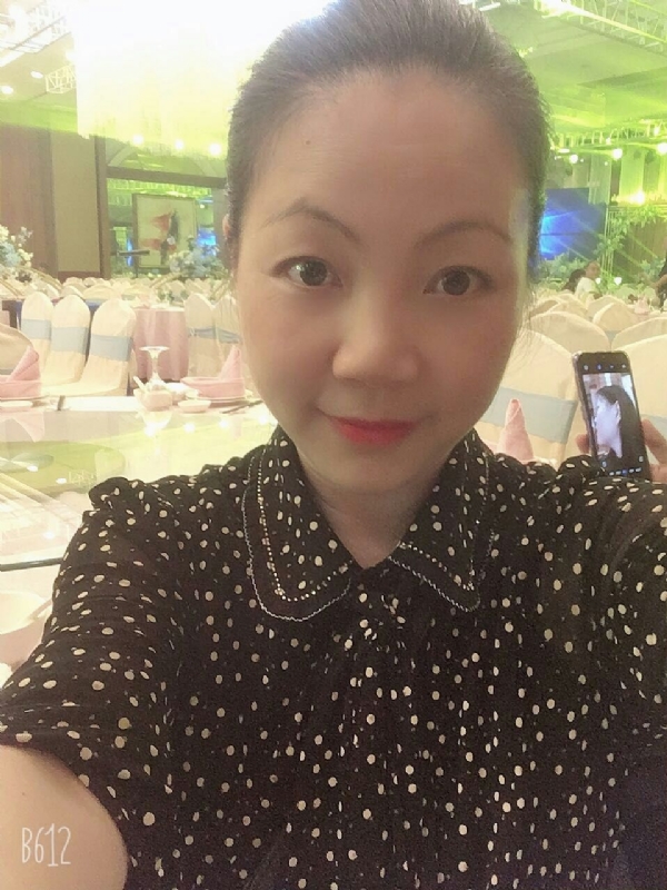 泡沫的第一张照片--温州相亲服务中心