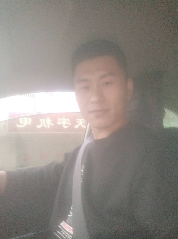 老鼠爱上猫的第一张照片--温州相亲服务中心