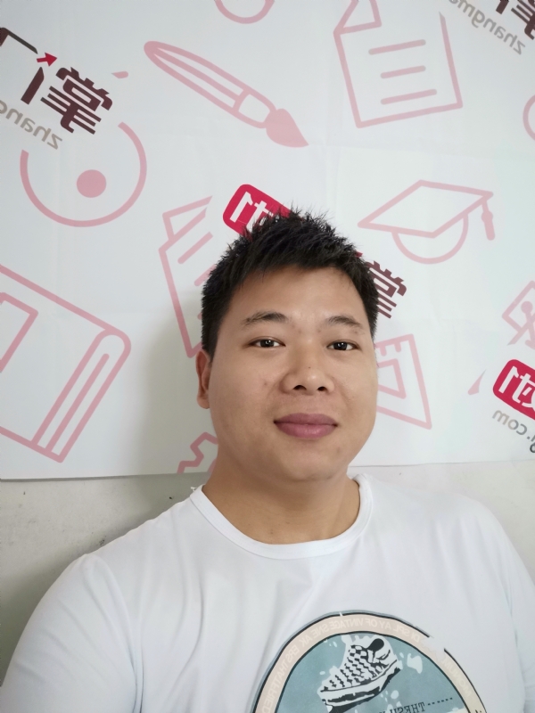 轻静地行走着的第一张照片--温州相亲服务中心