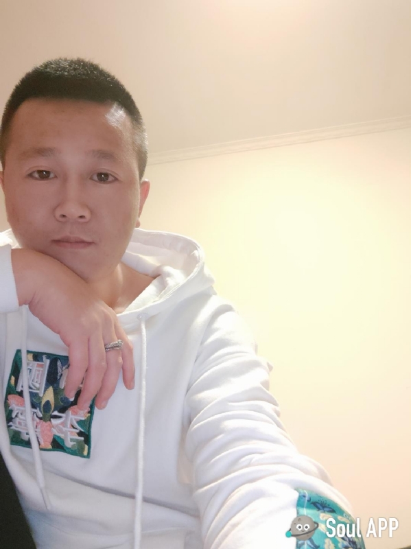 Away的第一张照片--温州相亲服务中心