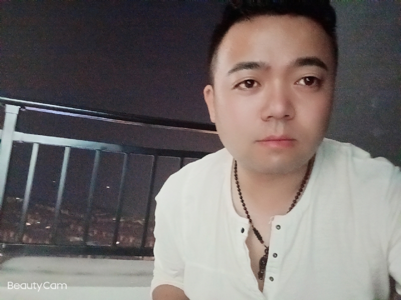 可么嗯哼的第一张照片--温州相亲服务中心