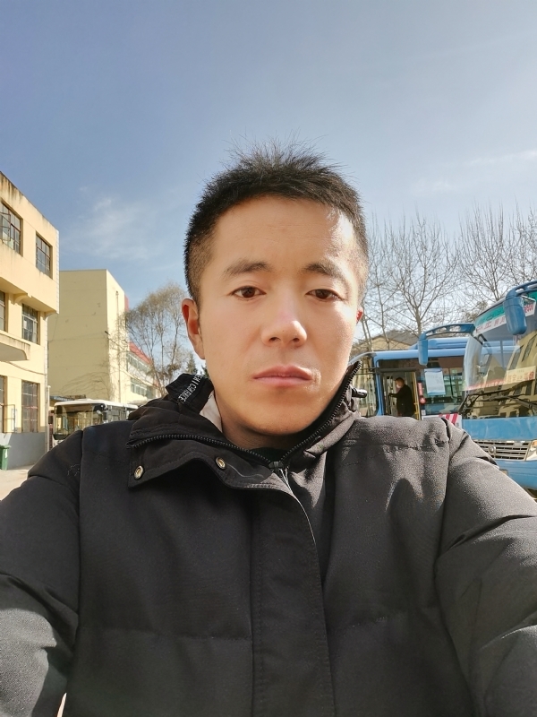 孤独的云的第一张照片--温州相亲服务中心