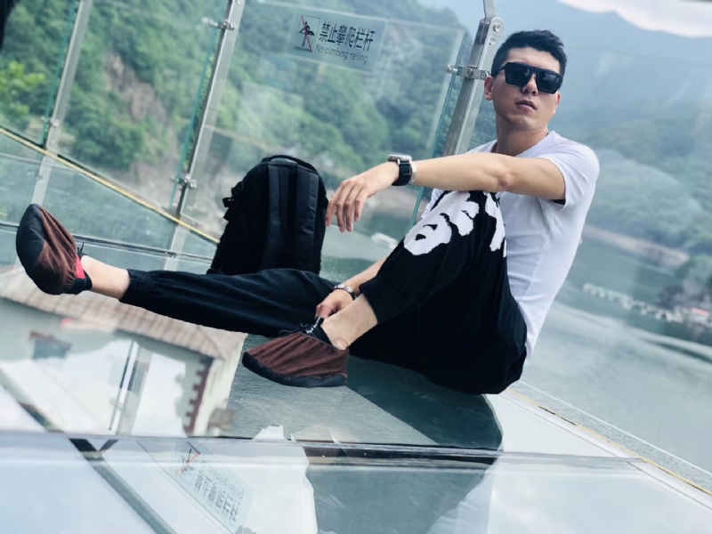 庄周梦蝶的第一张照片--温州相亲服务中心