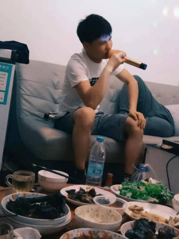 秦成龙的第一张照片--温州相亲服务中心