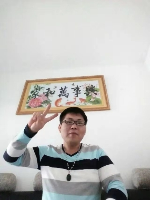 快乐就好的第一张照片--温州相亲服务中心