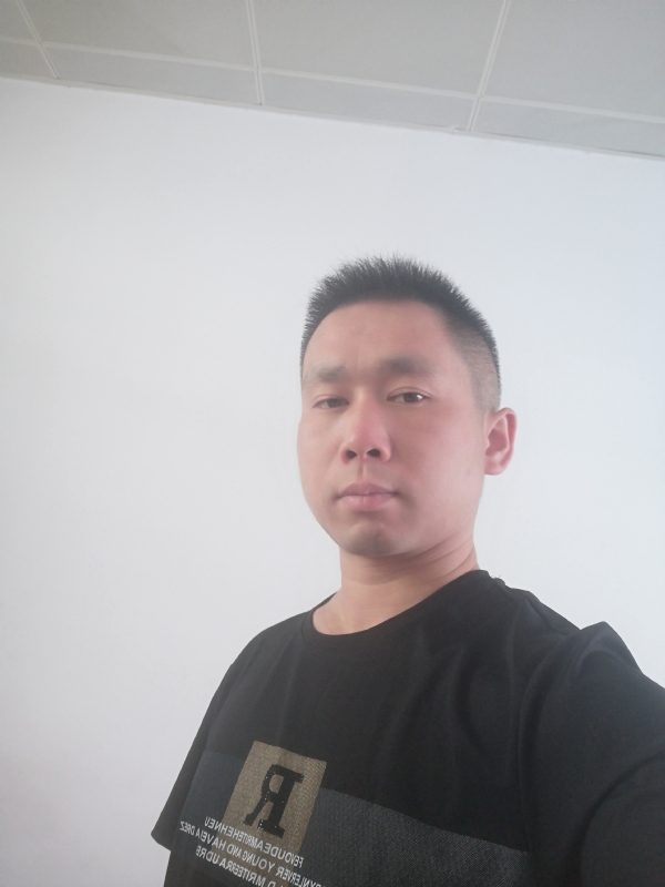 孤独的狼的第一张照片--温州相亲服务中心