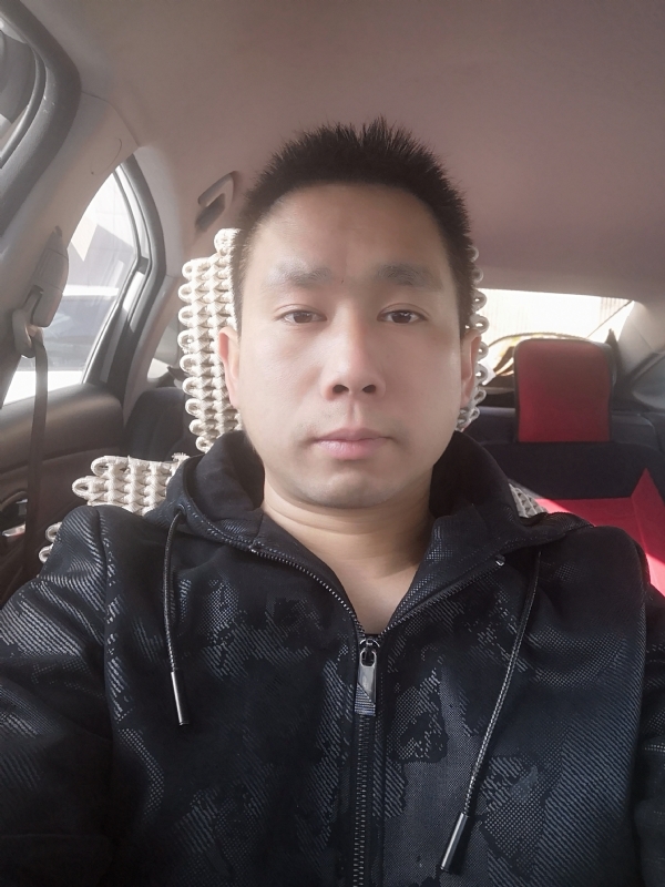 孤独的狼的第二张照片--温州相亲服务中心