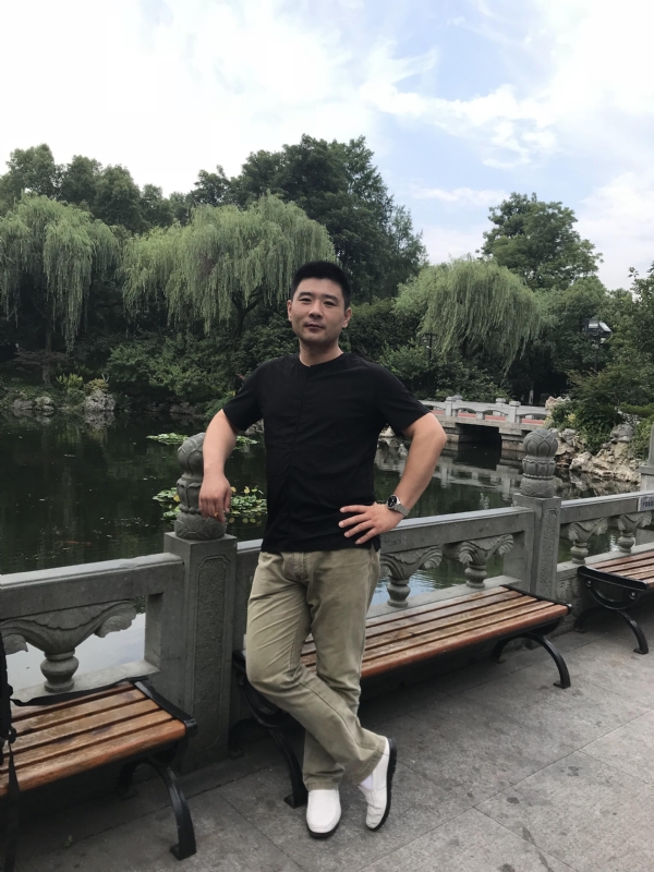 未来可期的第一张照片--温州相亲服务中心