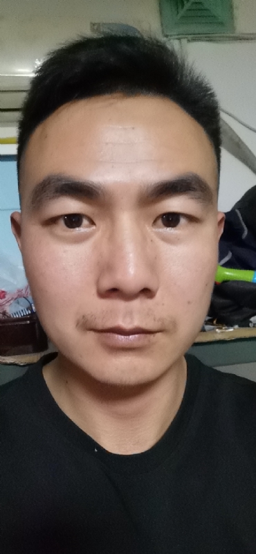 朴实无华的第三张照片--温州相亲服务中心