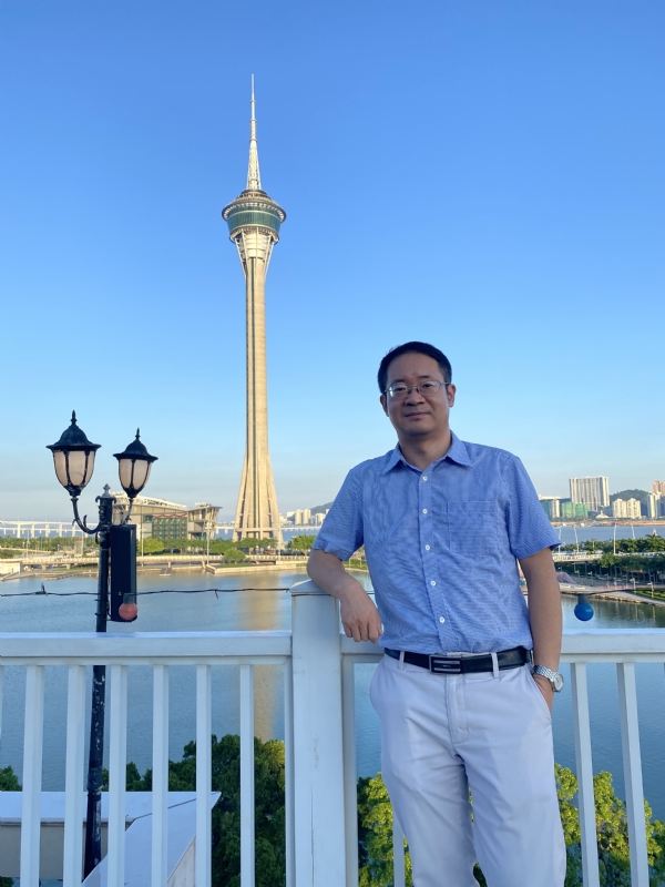 Yangyi的第三张照片--温州相亲服务中心