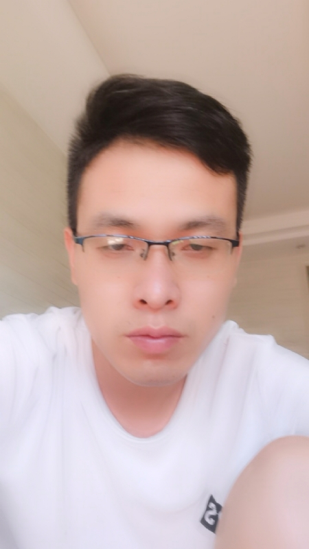 携一人白首的第一张照片--温州相亲服务中心