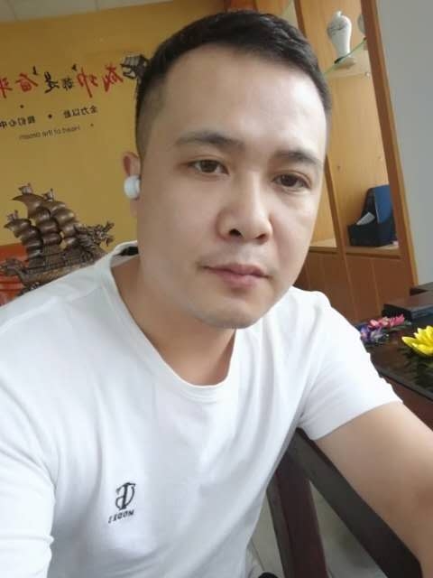 礼哥的第二张照片--温州相亲服务中心