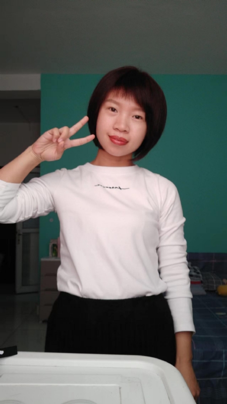 向日葵的第一张照片--温州相亲服务中心