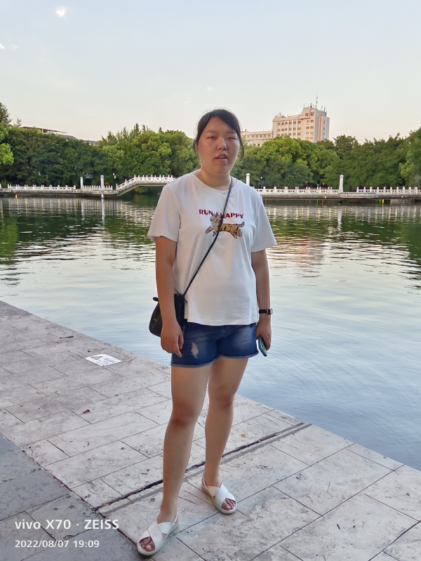 幸福触手可及的第一张照片--温州相亲服务中心