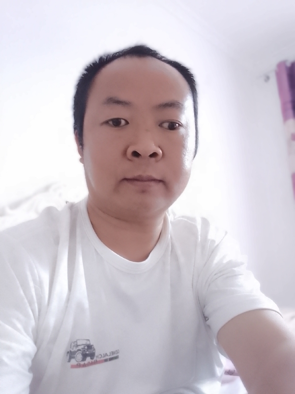 张家小伙子的第三张照片--温州相亲服务中心