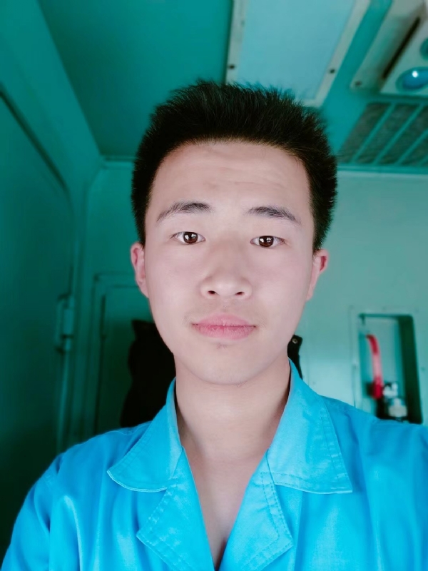 生而为人的第三张照片--温州相亲服务中心