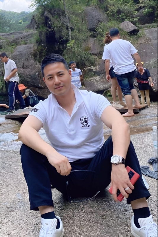 勿忘初心的第三张照片--温州相亲服务中心