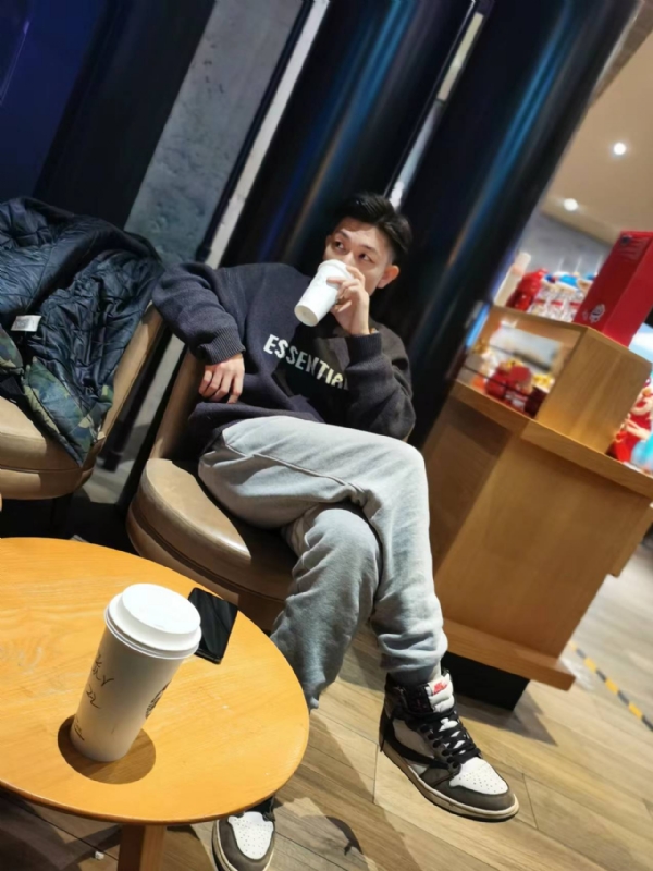 LAZY的第一张照片--温州相亲服务中心