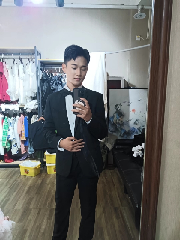 李梓宇的第一张照片--温州相亲服务中心