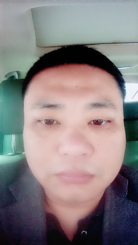向日葵的第一张照片--温州相亲服务中心