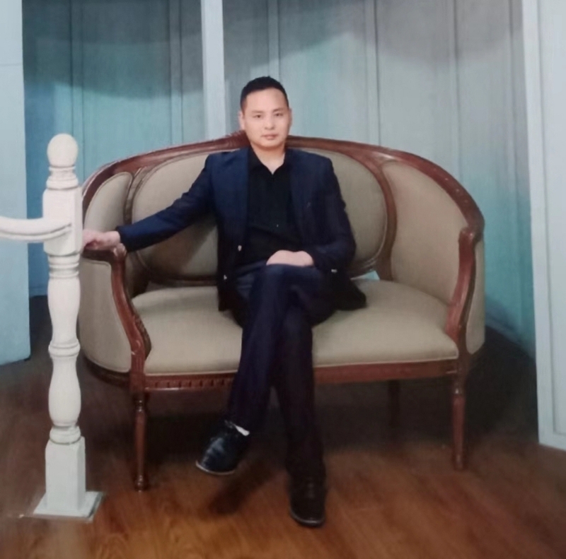 龙行天下的第二张照片--温州相亲服务中心