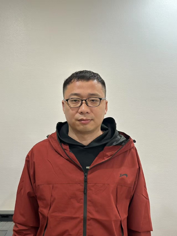小石头的第一张照片--温州相亲服务中心