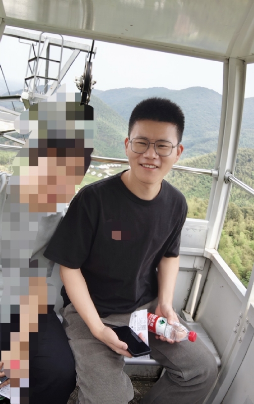 奔奔笨笨的第一张照片--温州相亲服务中心